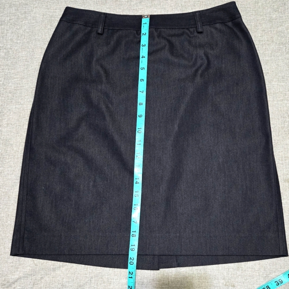Ann Taylor Dark Blue Pencil Skirt Size 6 - Picture 6 of 7